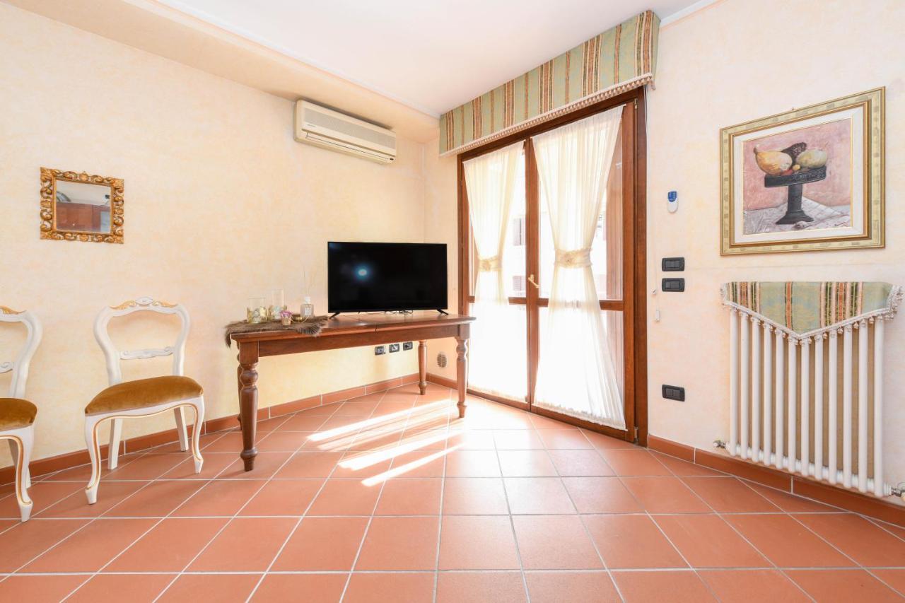 Prestige Apartment Sirmione Exterior photo